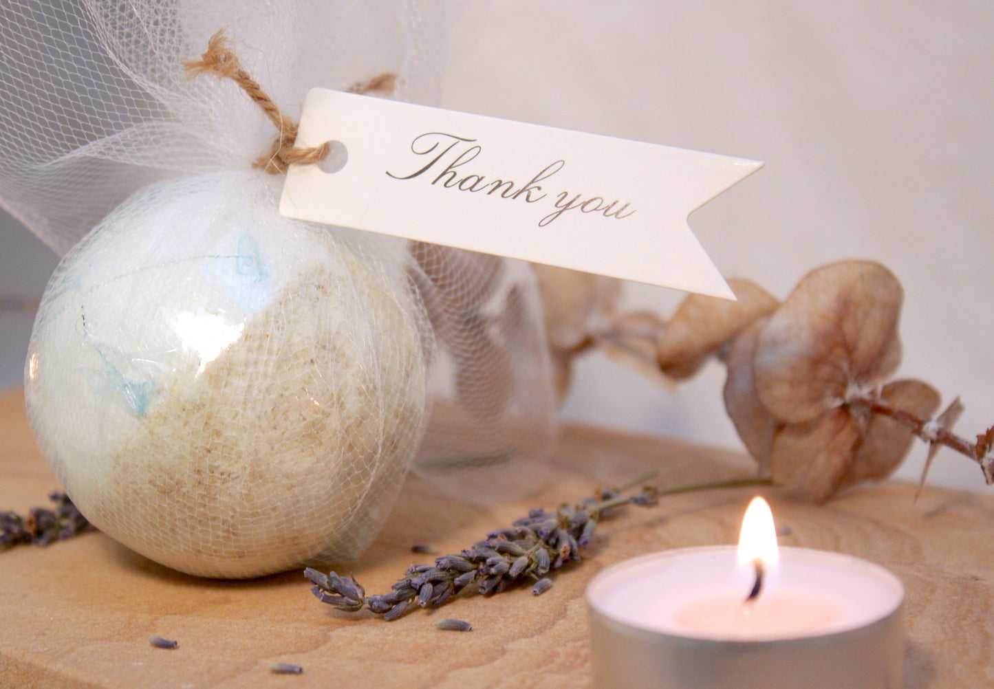 🌊 Dive into Relaxation with Our Sea Mist Bath Bomb! 🛁