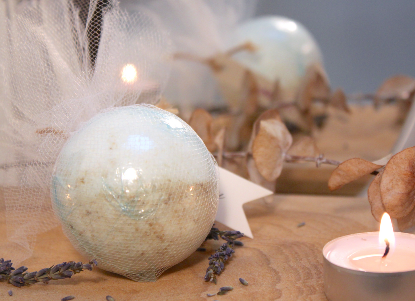 🌊 Dive into Relaxation with Our Sea Mist Bath Bomb! 🛁