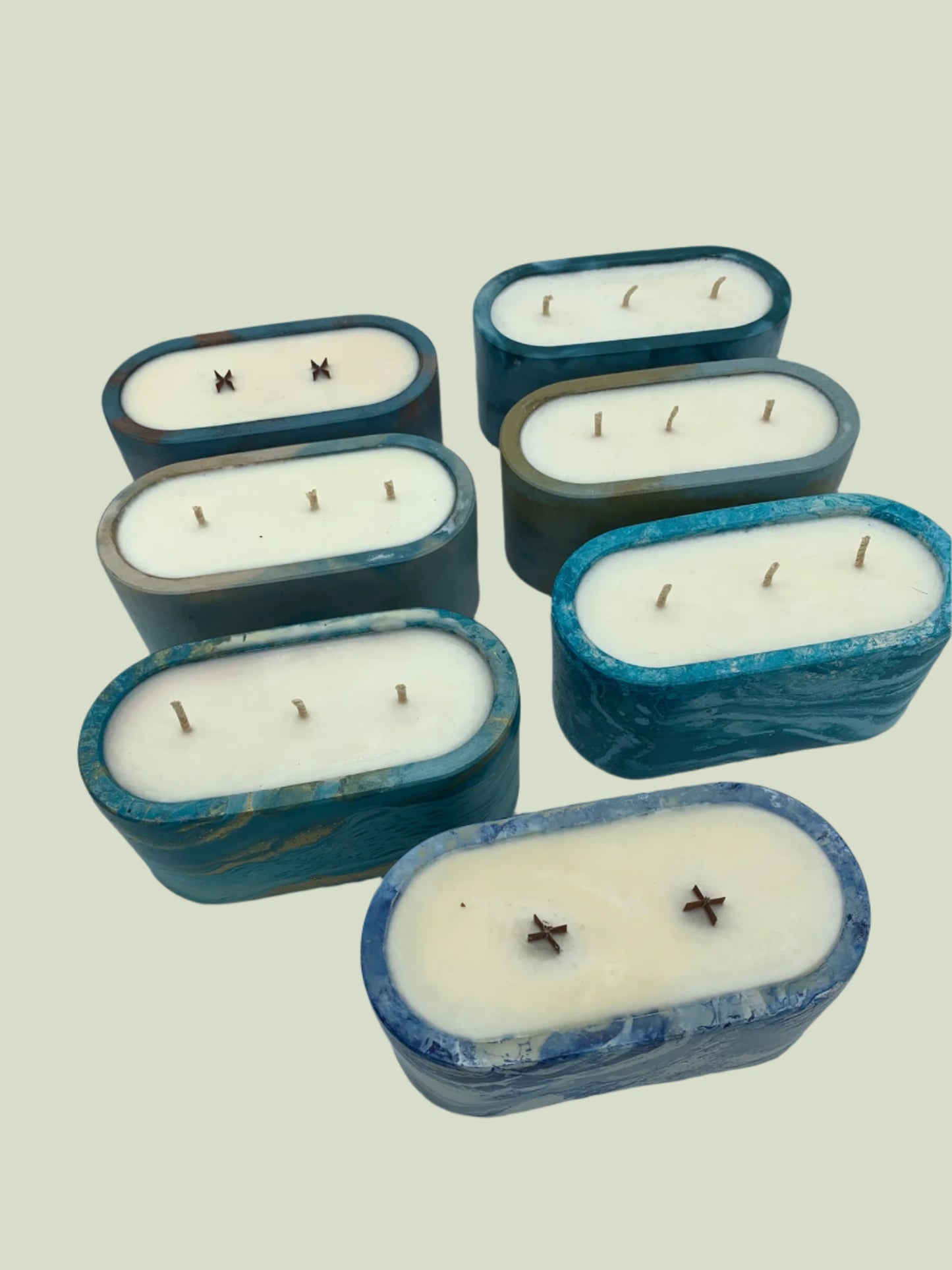 13.5 oz Candle🕯️in our Oval Concrete Container