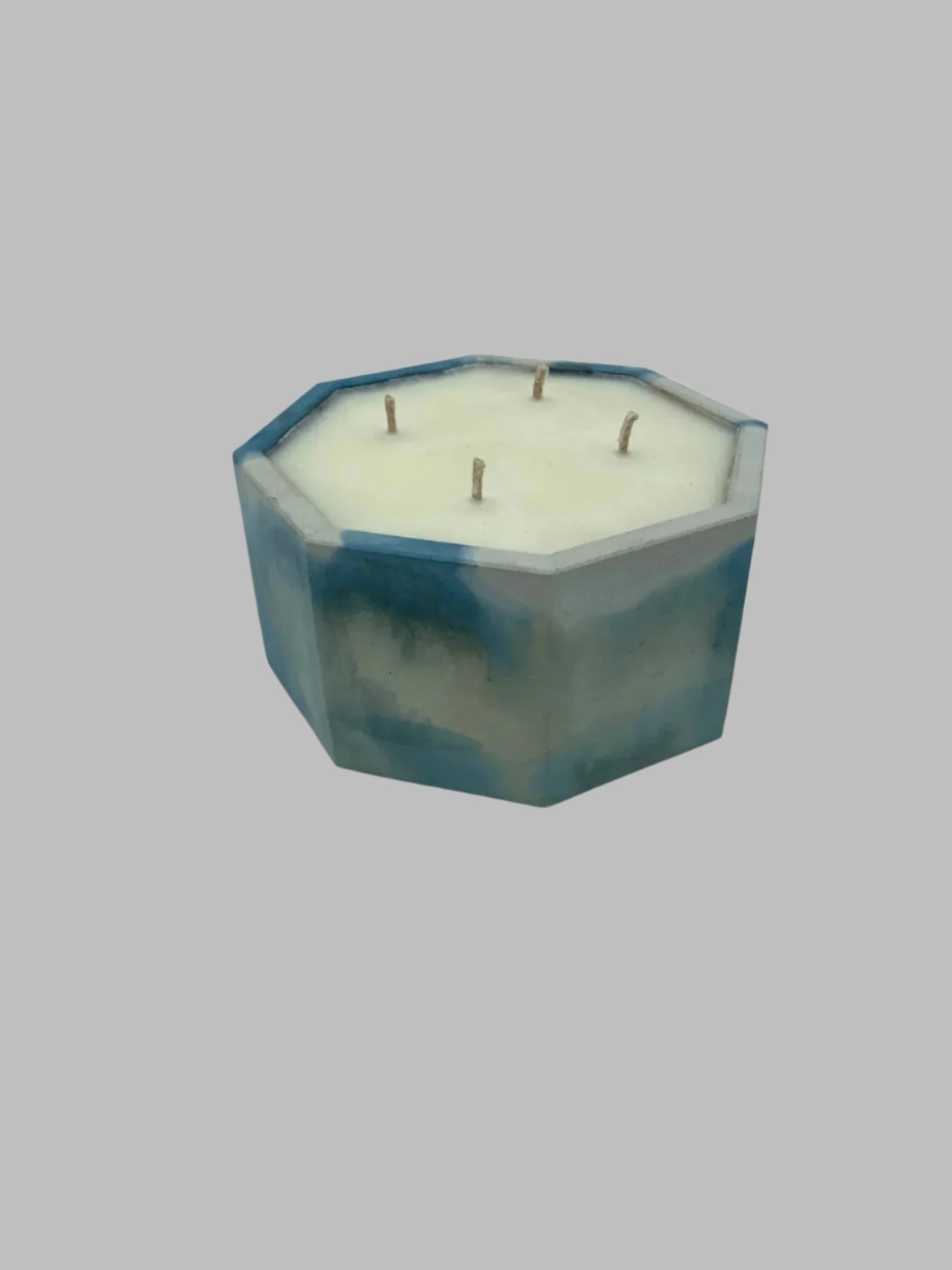 28 oz Candle🕯️in our Octagon Concrete Container