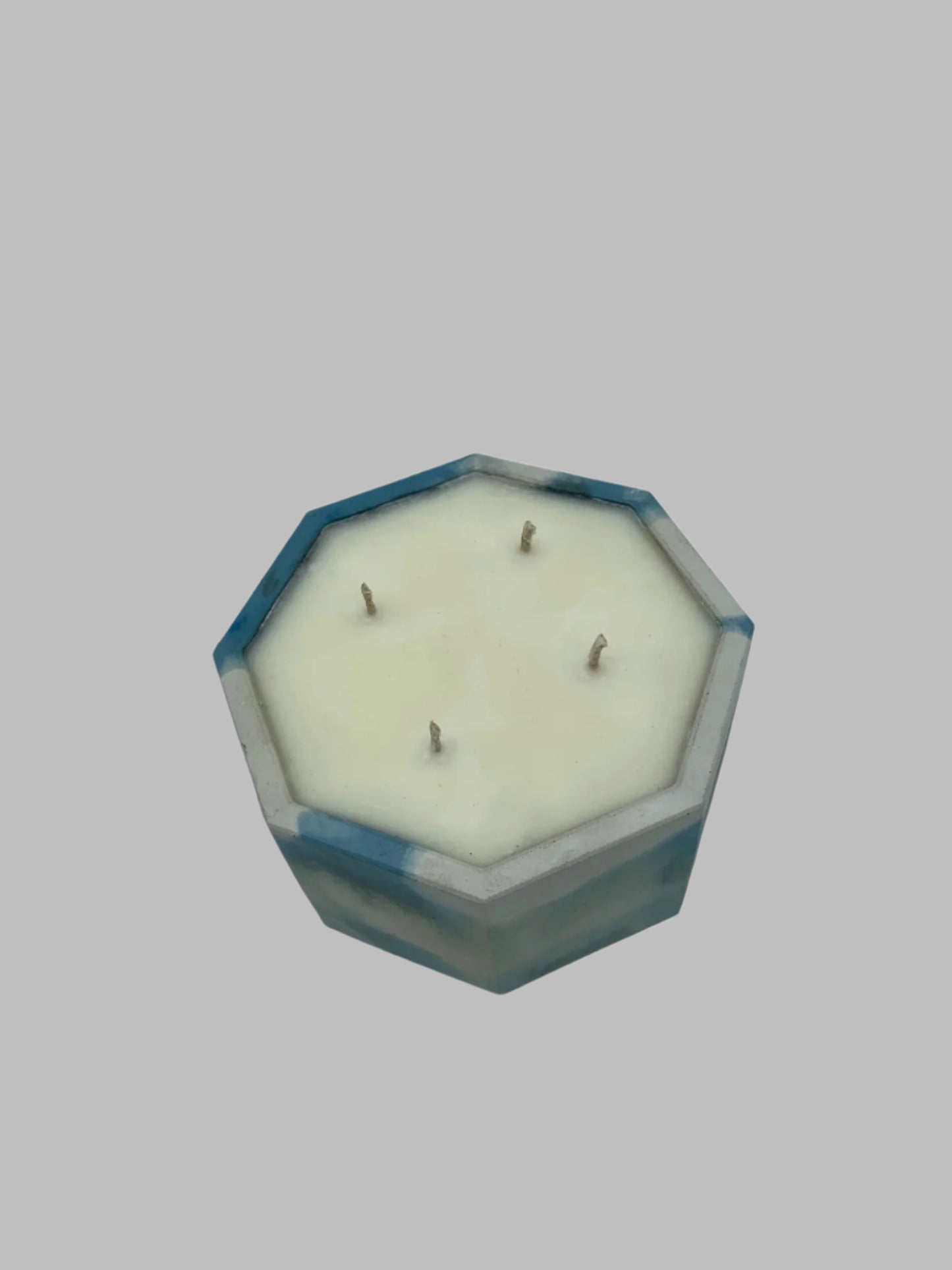 28 oz Candle🕯️in our Octagon Concrete Container
